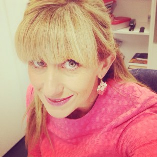 Ooooohhh I LOVE your earrings