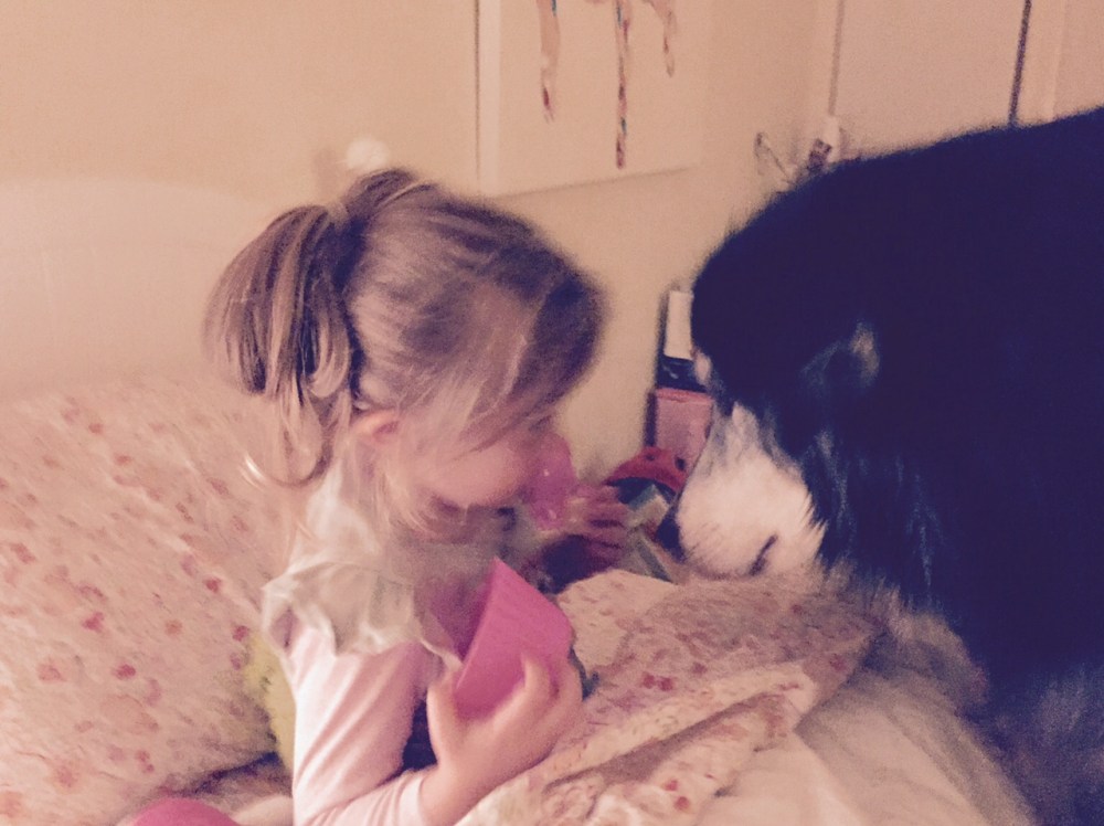 Wordless Wednesday {deep in conversation}